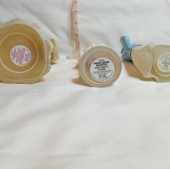 𝅺SET of 3 vintage Avon perfume bottles - Picture 4 of 6
